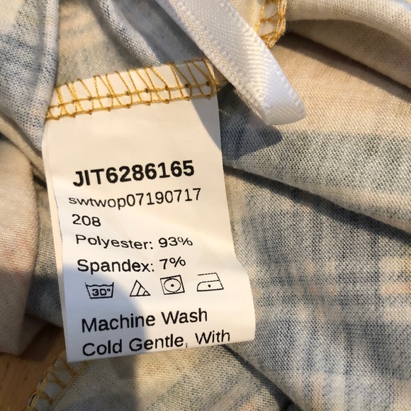 ☀️💛 Shein stretch cropped top and skirt set - Picture 4 of 4